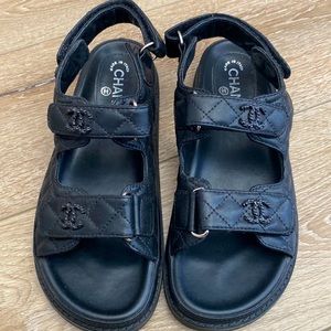 Grained Calfskin Velcro Dad Sandals